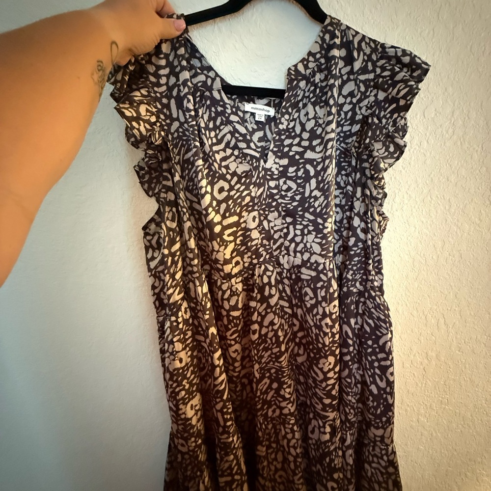 mittoshop Black and Cream Printed Flutter Sleeve Dress